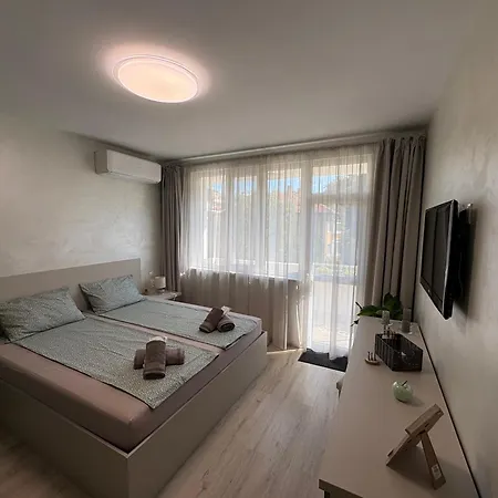 Апартамент в къщи