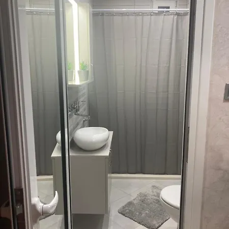 в къщи Велико Търново