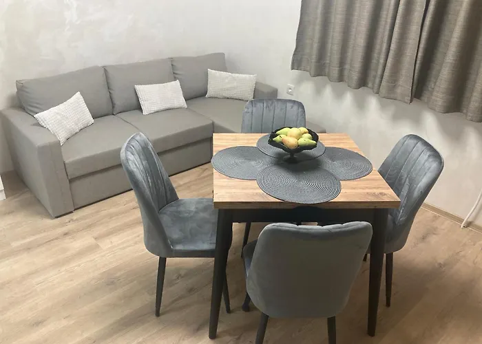 Apartment в къщи