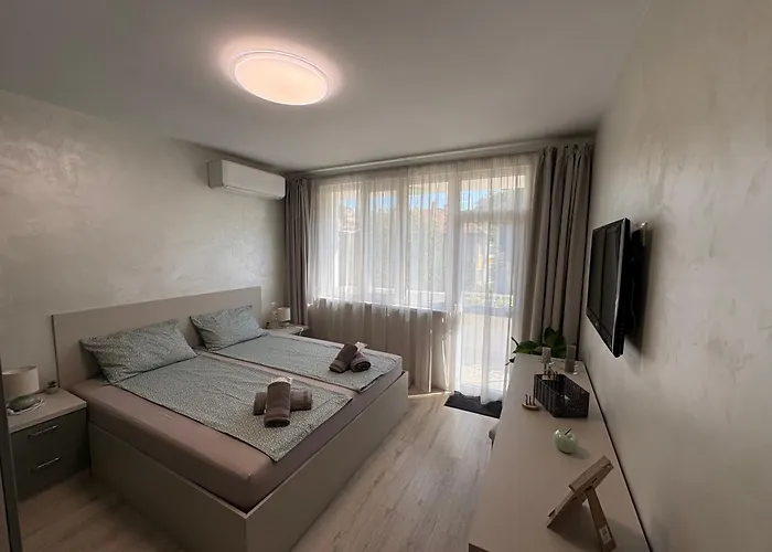 Apartment в къщи